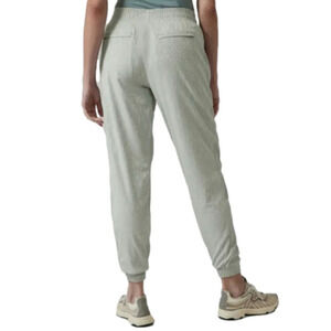 Athleta brooklyn fully Lined Textured Joggers pant Serpentine Coast Grey size.4